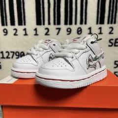 Nike SB Dunk Low Oski Great white 3c 9cmのサムネイル