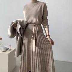 ロングワンピース　レディース　ニットワンピース　ドレス　プリーツ　長袖