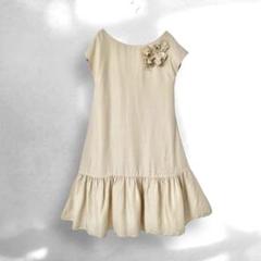 【日本未入荷】ふんわりシルエット◎Rebbecaコサージュワンピースベージュ美品