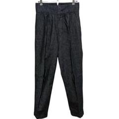アンクレイヴ uncrave テーパードタックデニムパンツ