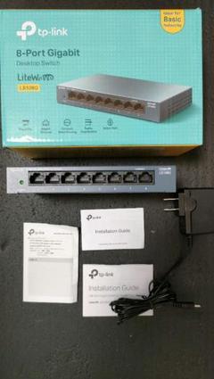 TP-Link 8-Port Gigabit Switch LST108Cのサムネイル