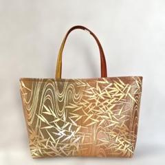 袋帯リメイクバッグ　茶色　笹流水紋様　シック　新品帯締め　軽量