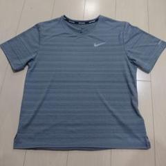 Nike Dri-FIT グレー ストライプ Tシャツ