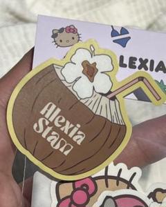専用 Tシャツ込 Alexia Stam ココナッツ型ステッカー ノベルティ 2025年最新】alexia stam ステッカーの人気アイテム - メルカリ