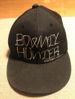 Bounty Hunter 黒 ベースボールキャップ HIDE AND SEEK - HS×BH BASEBALL CAP (WHITE×BLACK) / バウン