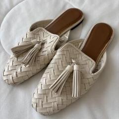 【タグ付】ZARA　トングフラットサンダル　アイボリー　38 2025年最新】zara フラットサンダル 38の人気アイテム - メルカリ