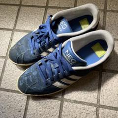 adidas ネイビー シューズ 3本ストライプ