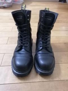Dr.Martens 10ホールスチールトゥ10966