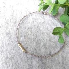 カレンシルバー　お守り　ミサンガ　横柄　グレー　ブレスレットorアンクレット