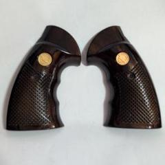 希少品 マルイガスリボルバー コルトパイソン 木製グリップ