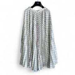 極美品 CELINE トリオンフ プリーツスカート 34 シルク 極美品 CELINE トリオンフ プリーツスカート 34 - メルカリ