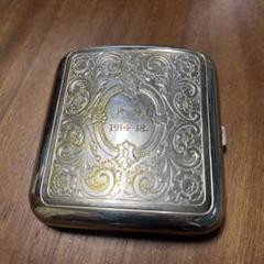 彫金家 岡部達男作 純銀 SILVER製 蛾文 彫刻 シガレットケース恋