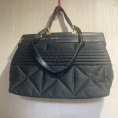 未使用級　極美品　FURLA フルラ　ショルダーウォレット　ポーチ　キルティング 未使用級 極美品 FURLA フルラ ショルダーウォレット ポーチ