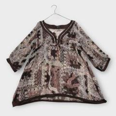 お尻が隠れる♪総柄シアーブラウス7分袖 ブラウン系 Lサイズ Aライン きらいめ