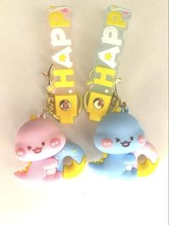 (新品)恐竜 立体ラバーキーホルダー 韓国 2点セット ピンク 水色