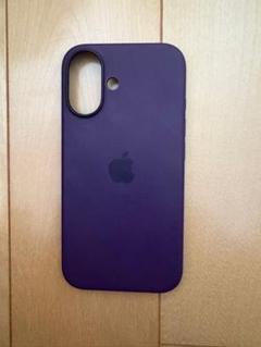 Apple純正　iPhone16用ケース