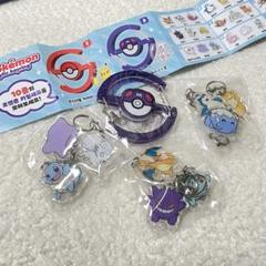 韓国　ポケモンストア　限定　ピンバッジ キーホルダーセット ◇韓国限定◇ポケモン アクリルキーホルダー ガチャ