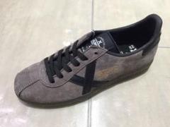 定価17,600円 EUR42 munich barru suede