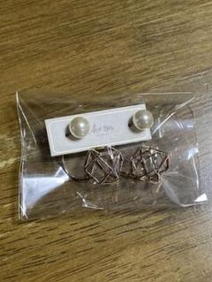 アネモネ ピアス 【新品未使用】