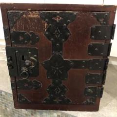 ずっと気になってた 船箪笥 小箪笥 メルカリ - 開閉可 金具 骨董 銭箱 時代箪笥 家具