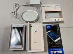 au iPhone 8 Gold 64 GB +モバイルバッテリー