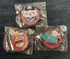 ちいかわゆうえんち　ピンバッジ 4ケセット コースター付き ちいかわゆうえんち ピンバッジ 4ケセット コースター付き