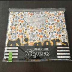 公式完売品 阪神タイガース デザインユニフォーム 波と虎 XOサイズ 状態良好 デザインユニフォーム 波と虎 - 阪神タイガース公式オンライン