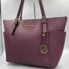 MICHAEL KORS マイケルコース VOYAGER ミディアム トップジップ