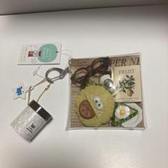 ガチャ詰めポーチ　こぐまいたんカフェ　トップス