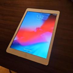 Apple iPad ホワイト 本体