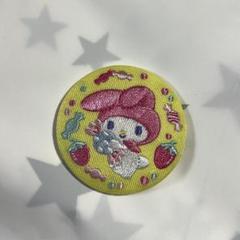 サンリオ　刺繍缶バッジ　マイメロディのサムネイル