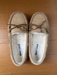 今週末まで出品MINNETONKA モカシン 6M ベージュ
