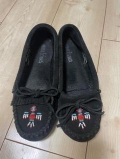 未使用　ミネトンカ　スムースレザー　ブラック 2025年最新】ミネトンカ minnetonka モカシンシューズの人気