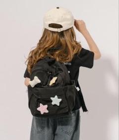 新品　飾り付き　ブラックリュック