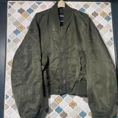 ISSEY MIYAKE オリーブ MA-1風ジャケット ISSEY MIYAKE オリーブ MA-1風ジャケット
