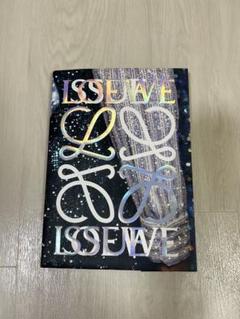 ロエベ⭐︎LOEWE☆ISSUE☆カタログ☆ステッカー付☆本☆イシューのサムネイル