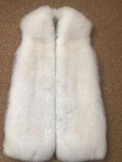 SAGA FOX  ベル ヴィソン サガフォックスファー ベスト 高級感 美しいSAGA Fox fur ファーコートベスト（高級感 美しい