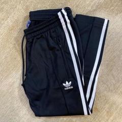 adidas ブラック ジャージパンツ サイドストライプ　Sサイズ