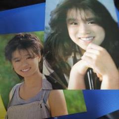 ［即購入OK］［中古］中森明菜ブロマイド（紙製）63枚セット 611M6nrNviL._UF350,350_QL80_.jpg