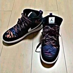 NIKE AIR JORDAN 1 MID SE