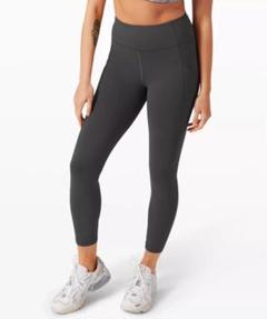 新品未使用★lululemon★ヨガパンツ Amazon.com: Lulemon 對齊彈性作物瑜伽褲- 高腰設計，21 吋內縫