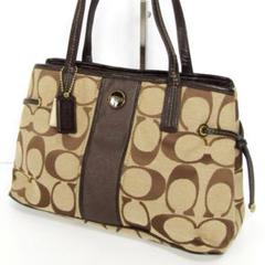 COACH　コーチ　ショルダーバック　シグネチャー　ブラウン系