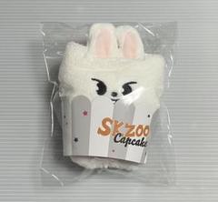 SKZOO トエッキ　カップケーキタオル　10㎝　バンザイ　指人形　4点セット 2025年最新】カップケーキタオル skzooの人気アイテム - メルカリ