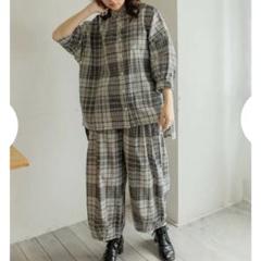 teMite リネンコットン　パンツスーツ