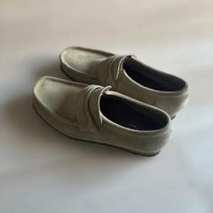 【値下げ交渉可】CLARKS ワラビーローファー ベージュ スエード クラークスのサムネイル