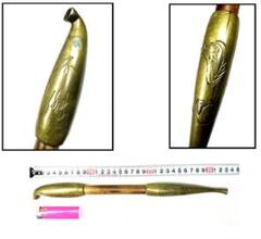 極太 鷹文彫刻キセル 大型 煙管 約長辺32cm 古道具 喫煙具 WWST065 極太 鷹文彫刻キセル 大型 煙管 約長辺32cm 古道具 喫煙具 WWST065