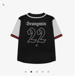 2025年最新】Straykids dominate tシャツの人気アイテム - メルカリ
