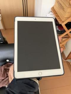 iPad 第6世代 128GB ホワイト スタンドケース付き