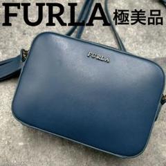 入手困難 極美品 フルラ カメラバッグ ショルダーバッグ フリンジ クロスボディ