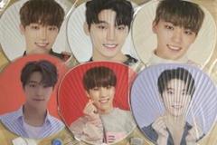 2025年最新】seventeen うちわ ディノの人気アイテム - メルカリ
